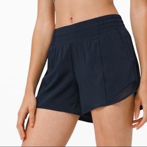 Lululemon Hotty Hot high rise shorts- navy 4”